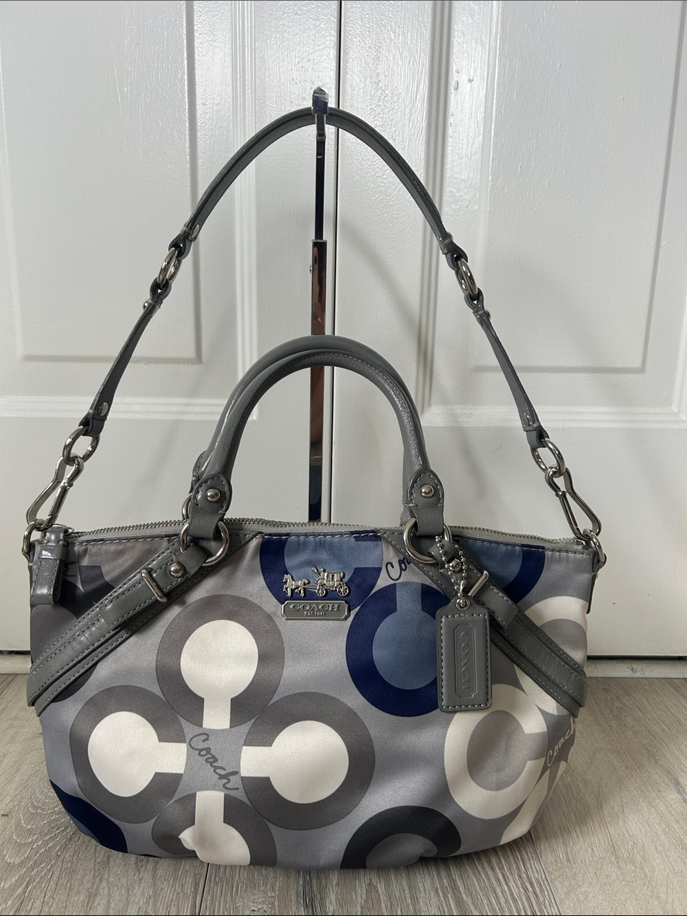 Coach Vintage Gray and Navy Signature Circle Pattern Shoulder Bag